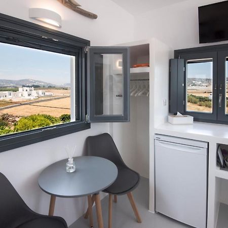 Sunny Studio W.Breathtaking Naxos Views In Isterni Apartment Isterni  Bagian luar foto