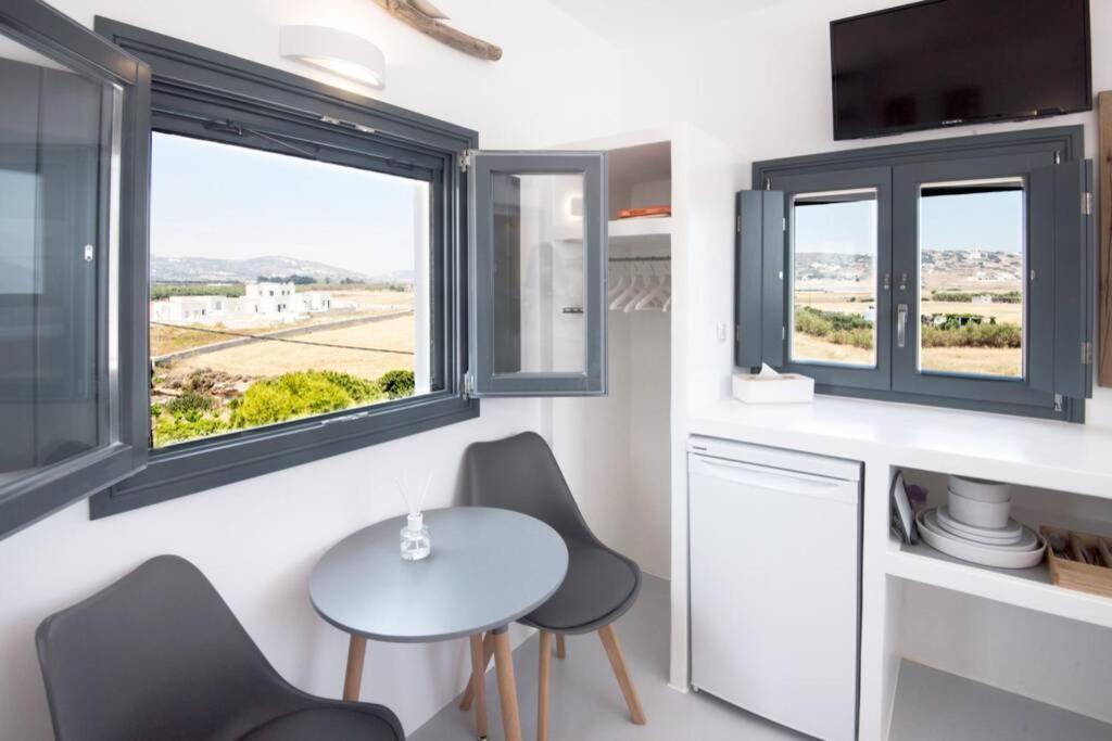 Sunny Studio W.Breathtaking Naxos Views In Isterni Apartment Isterni  Bagian luar foto