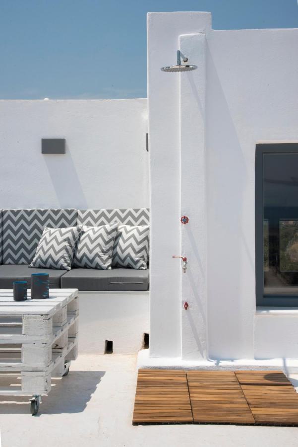 Sunny Studio W.Breathtaking Naxos Views In Isterni Apartment Isterni  Bagian luar foto