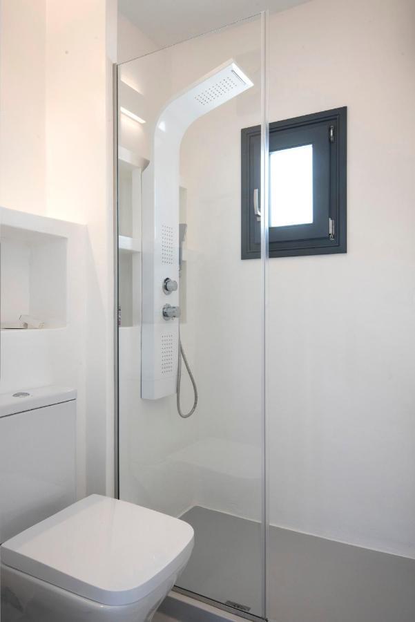 Sunny Studio W.Breathtaking Naxos Views In Isterni Apartment Isterni  Bagian luar foto